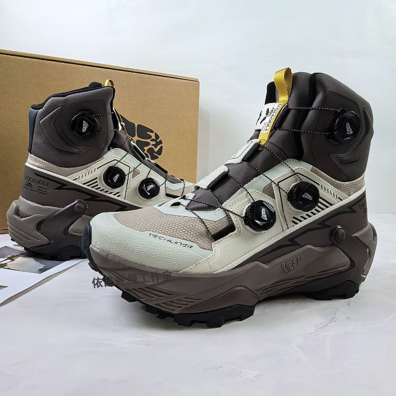 حذاء تسلق الجبال الأصلي مريح ب - مراجعة Sneaker Zone وسعره