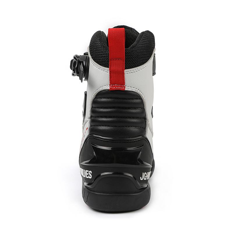 أحذية دراجات نارية جديدة للرجا - مراجعة Sneaker Zone وسعره